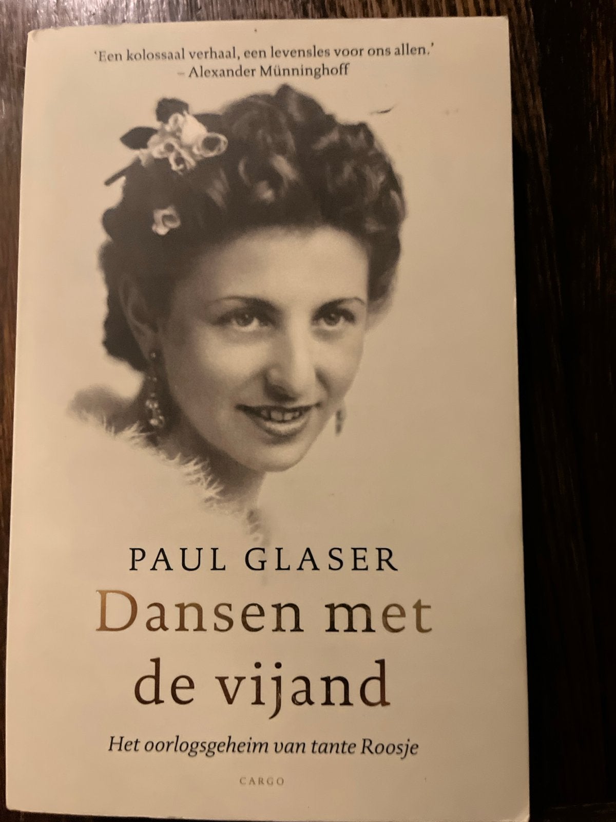 Dansen met de vijand - Paul Glaser (Het oorlogsgeheim), Ophalen of Verzenden, 20e eeuw of later, Zo goed als nieuw