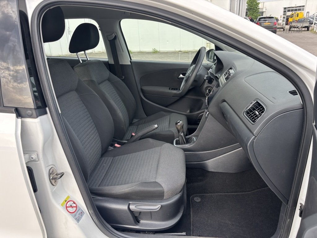 Volkswagen Polo 1.2 TSI Highline Camera Navi Bluetooth, Euro 5, Stof, 4 cilinders, Wit