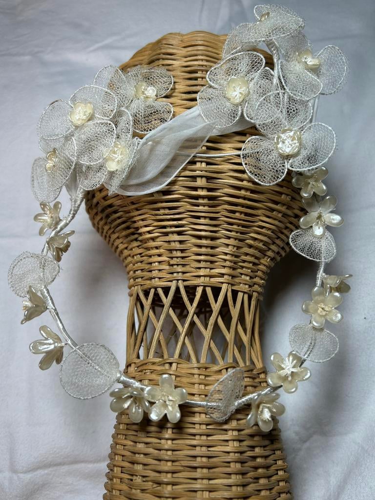 Wassen bloem tule tiara, antiek, zeer oud, Ophalen of Verzenden