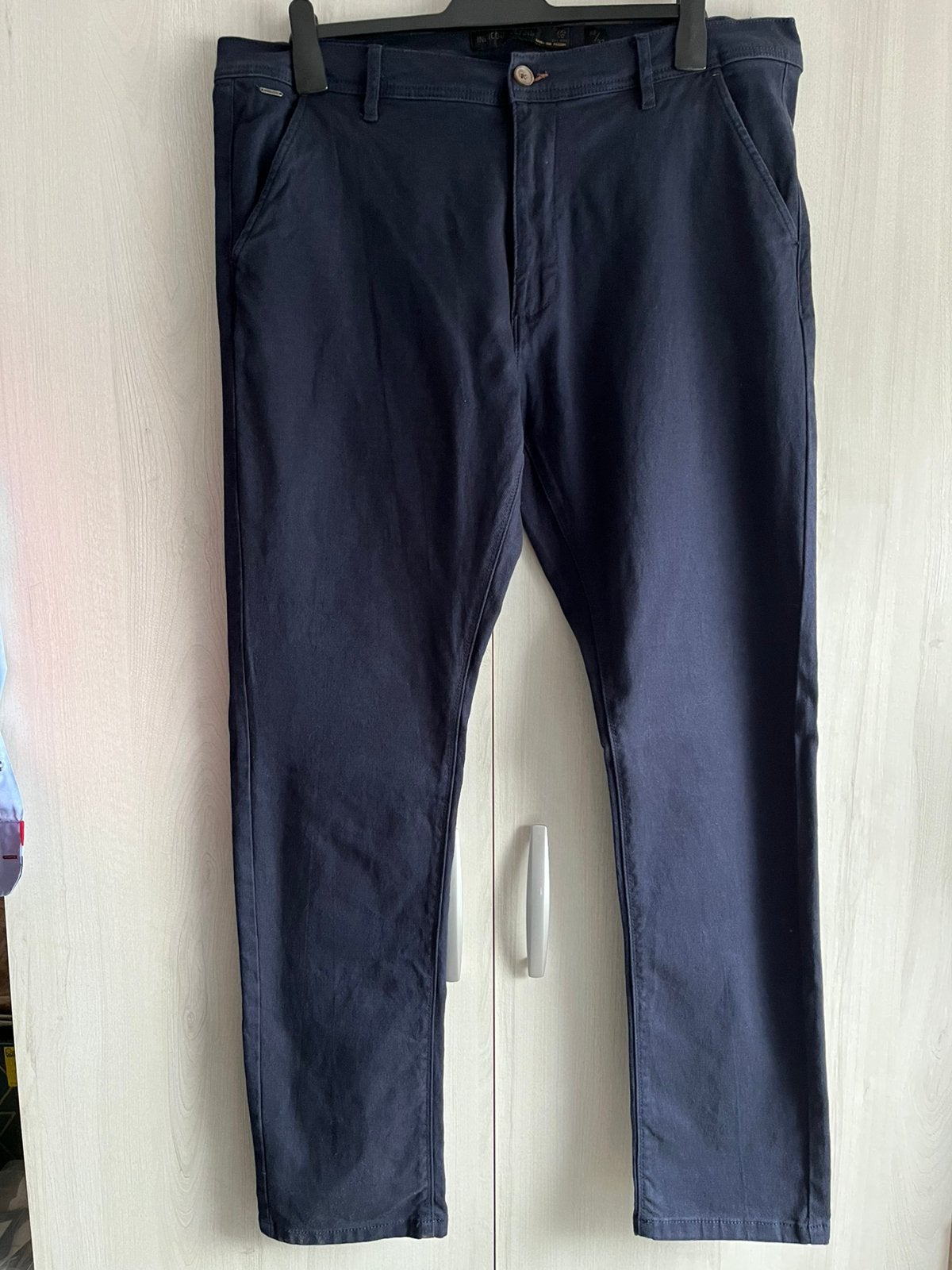 Nieuwe broek merk Indico maat W38/.L 32 kleur donker blauw, Kleding | Heren, Ophalen of Verzenden, Zo goed als nieuw, Blauw, Broek of Spijkerbroek