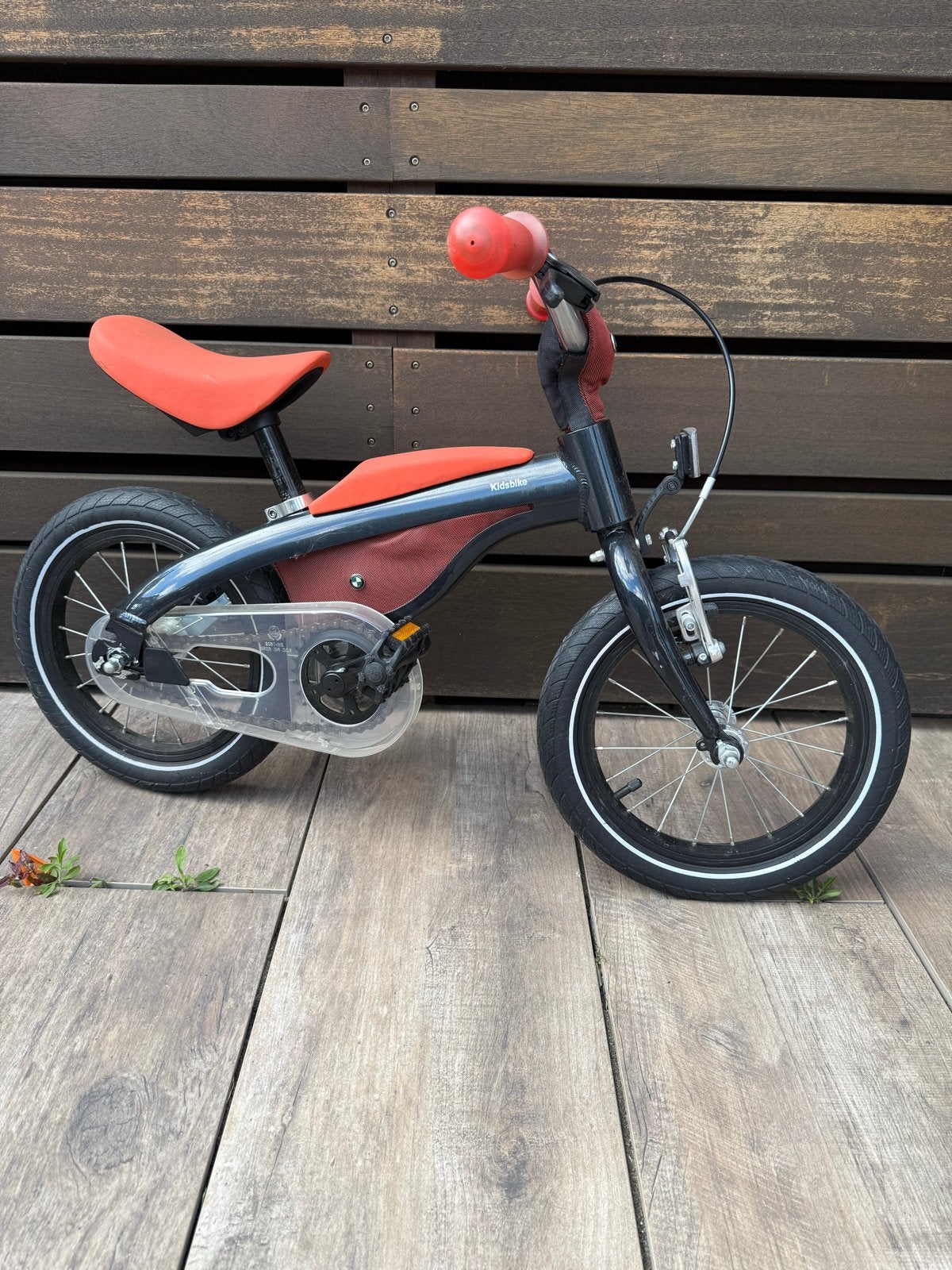 BMW Kidsbike Kinderfiets - Zwart/Oranje, Ophalen, Gebruikt, Velgrem, 16 tot 20 inch