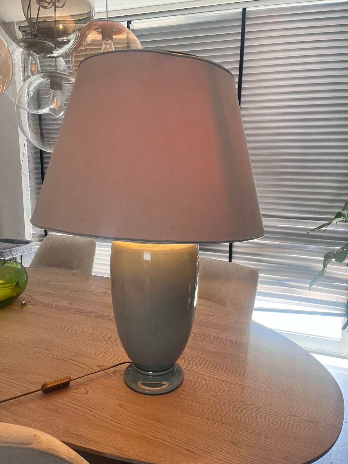 Mooie keramieke tafellamp met lichte beschadiging, Huis en Inrichting, Lampen | Tafellampen, Ophalen of Verzenden
