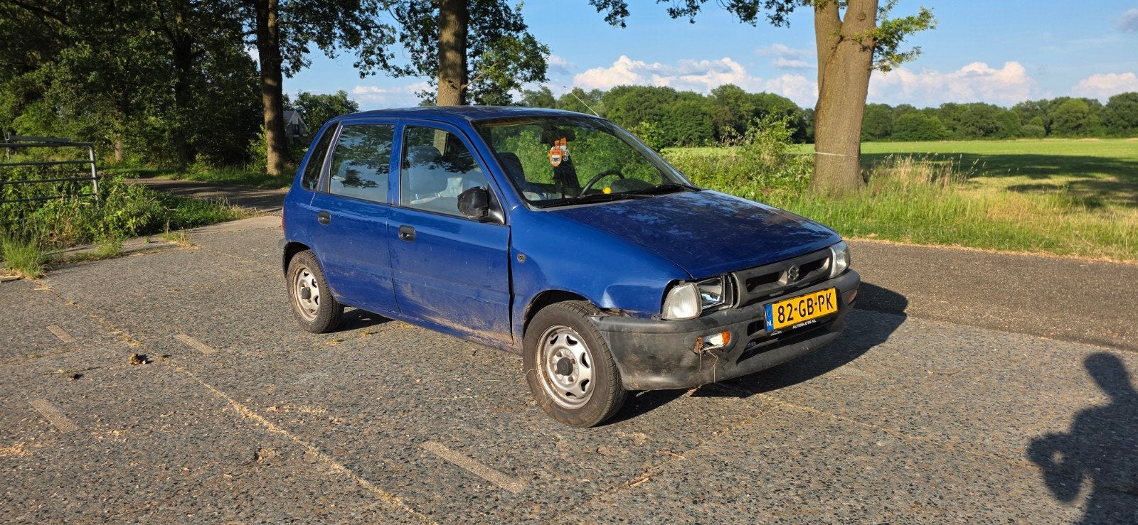 Suzuki Alto 1.0 met schade., Ophalen, Gebruikt, Rechts, Bumper