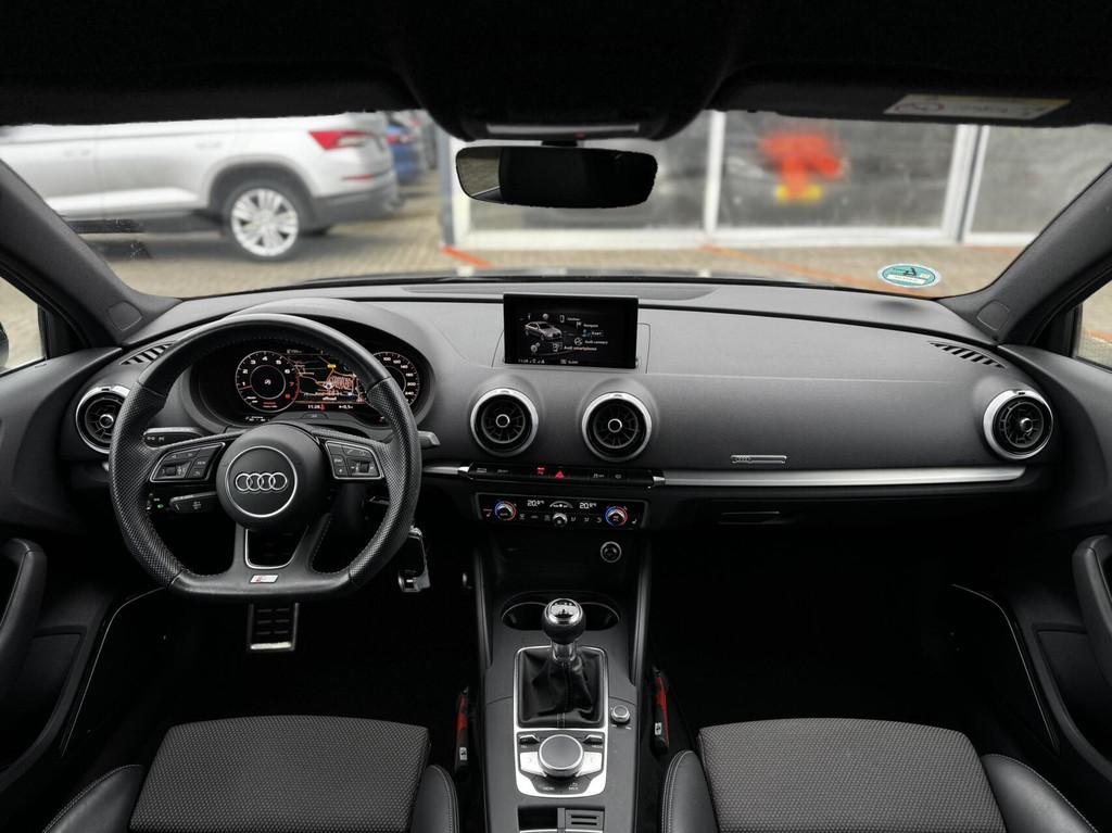 Audi A3 Limousine 35TFSI CoD S-line|Virtual|B&O|Carplay|LED, Auto's, Voorwielaandrijving, 4 cilinders, 150 pk, Leder en Stof