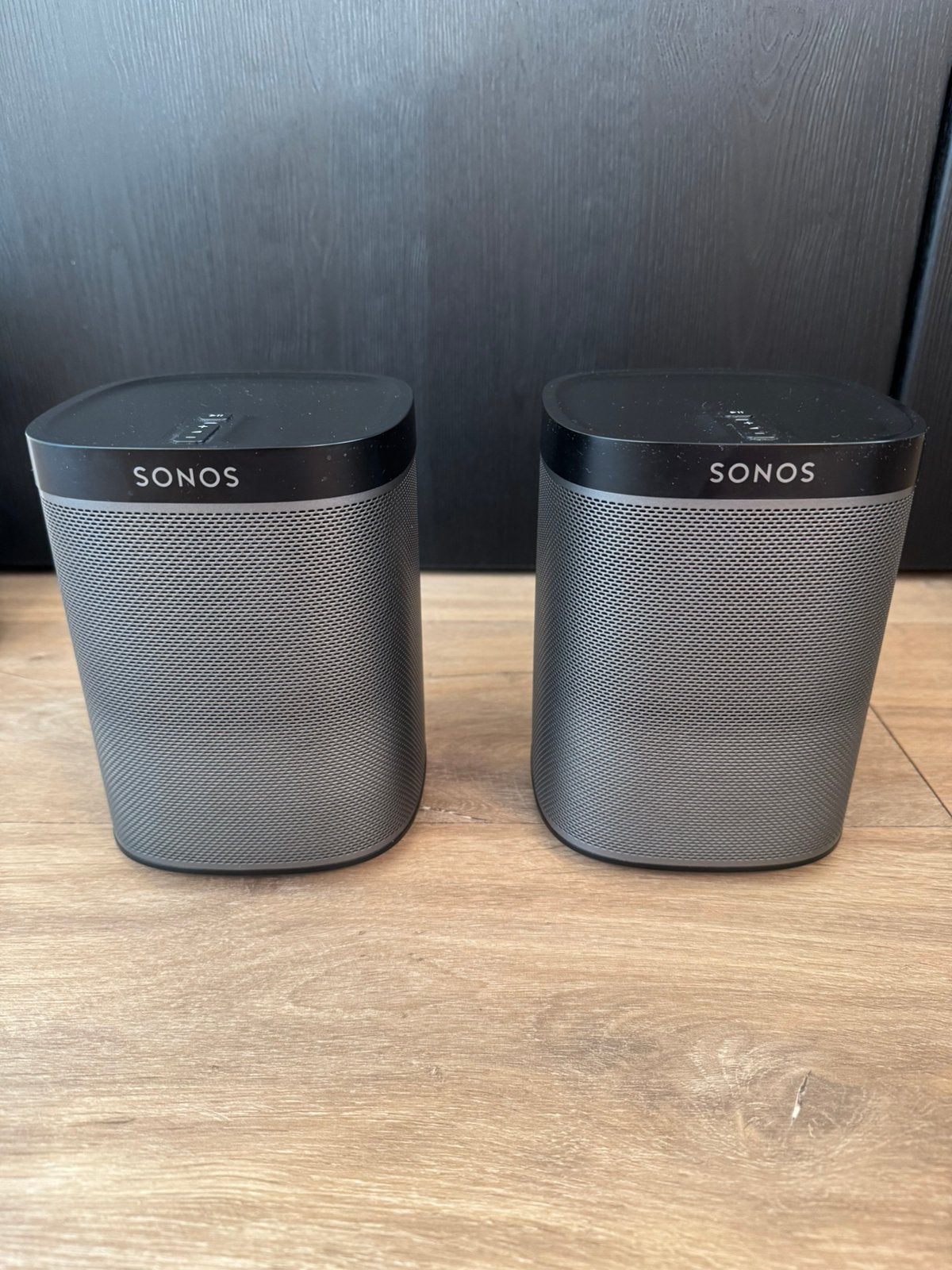 SONOS Play 1 zwart (2 stuks) incl. Vogel’s wall mount zwart, Ophalen, Gebruikt, Overige typen, Sonos