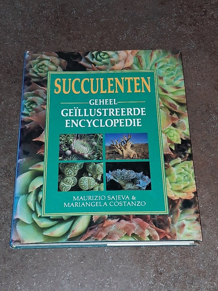Succulenten encyclopedie / vetplanten / cactussen Sajevo, Ophalen of Verzenden, Gelezen