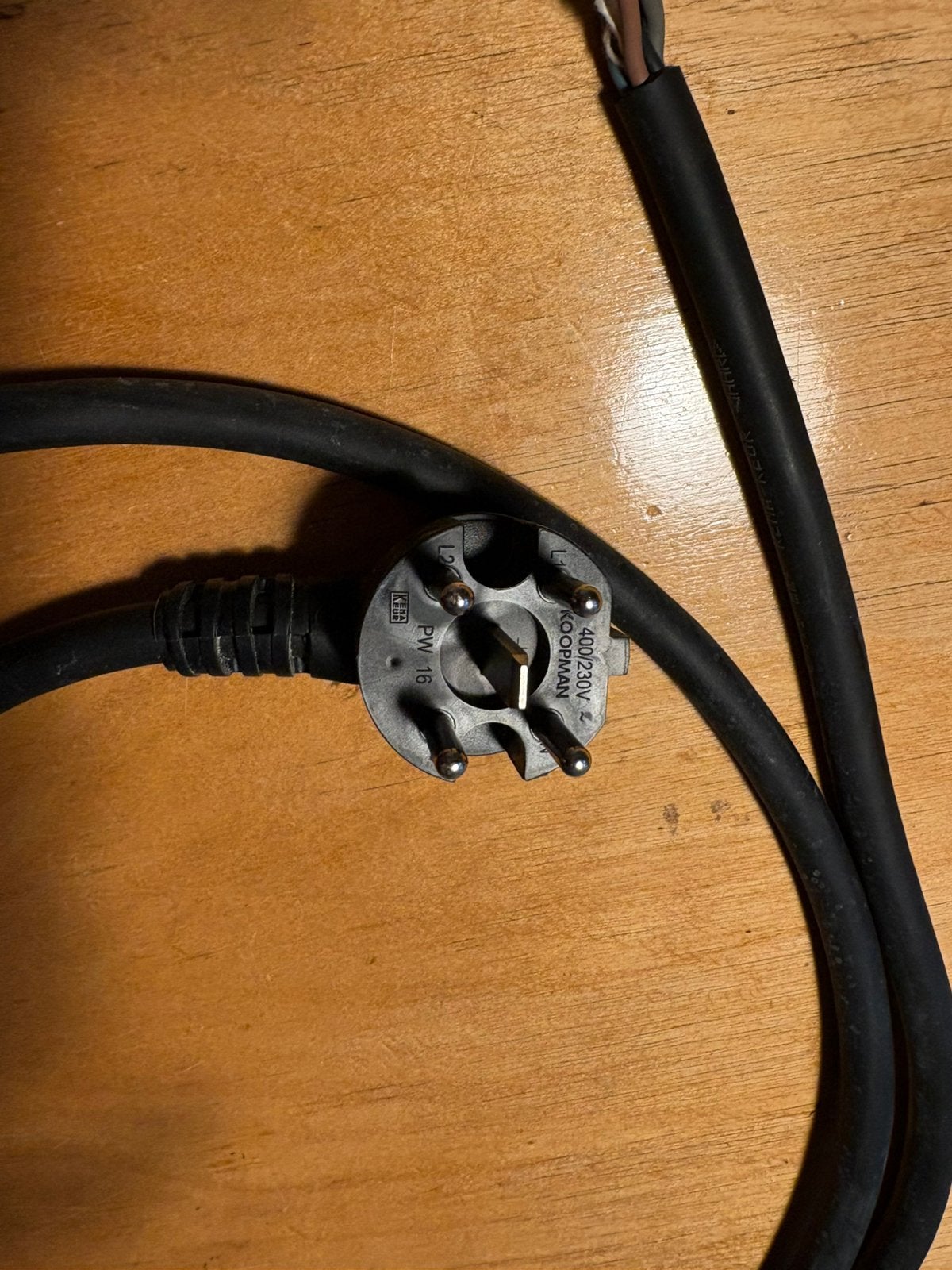 Perilex stekker met snoer (2 meter), Ophalen, Zo goed als nieuw, Kabel of Snoer