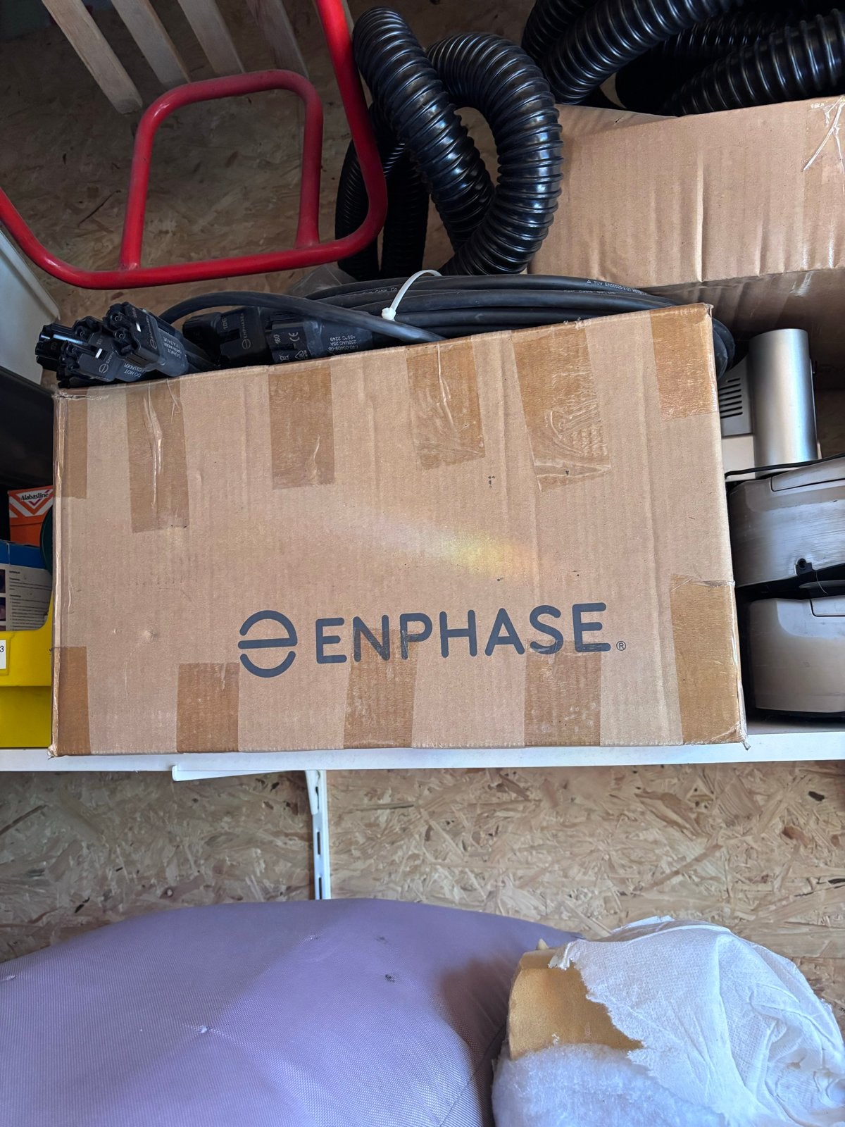 17x Nieuwe Enphase IQ7+ met toebehoren, Ophalen, Nieuw