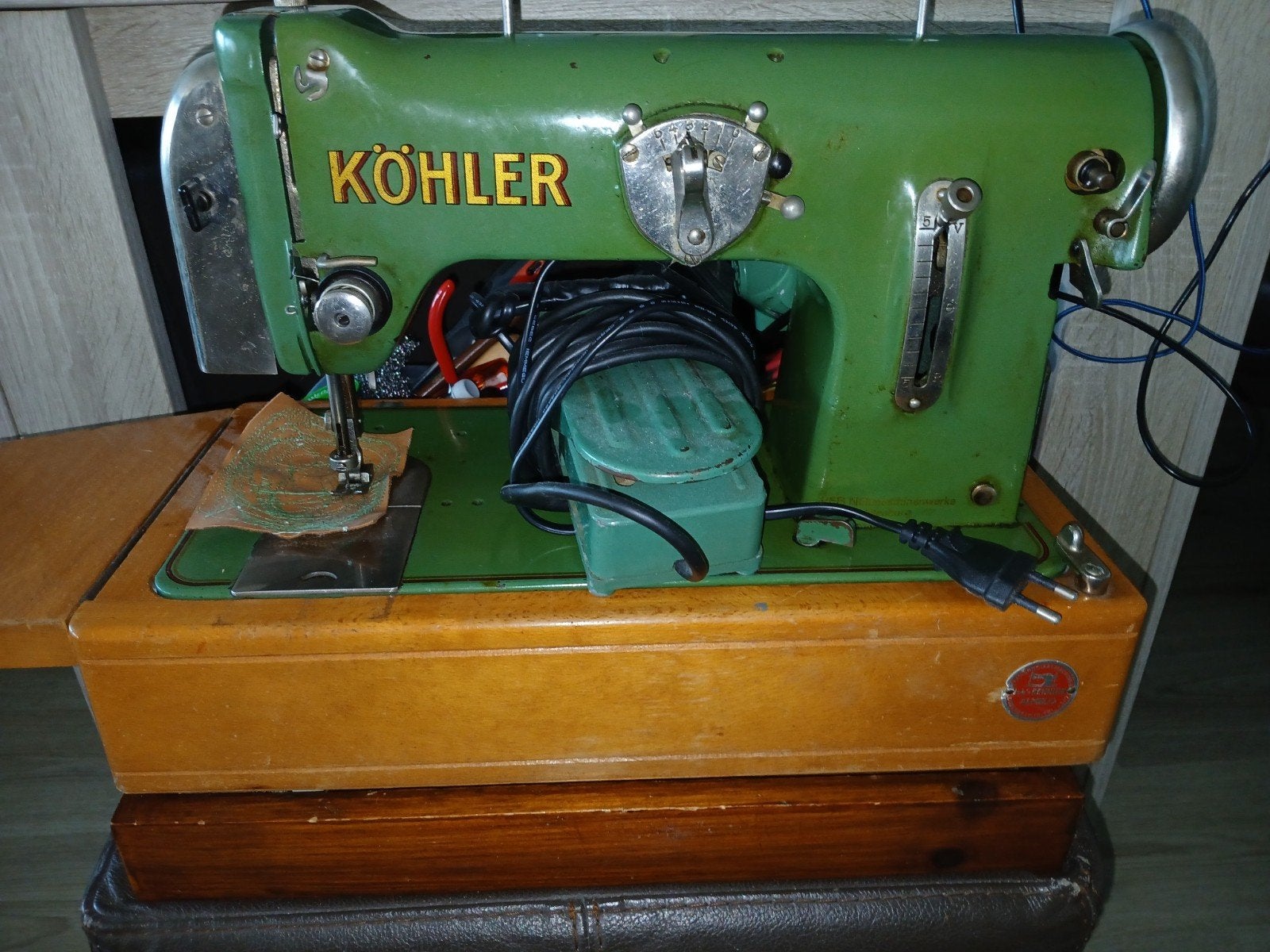 Kohler semi industrie, Hobby en Vrije tijd, Naaimachines en Toebehoren, Ophalen of Verzenden, Gebruikt, Naaimachine, Overige merken