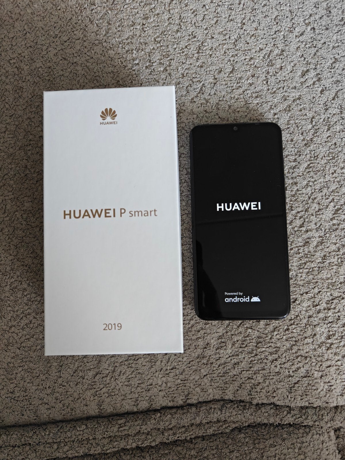 Huawei P smart 2019 - 64GB incl. hoesje en oplader, Telecommunicatie, Mobiele telefoons | Huawei, Zwart, Touchscreen, Ophalen of Verzenden