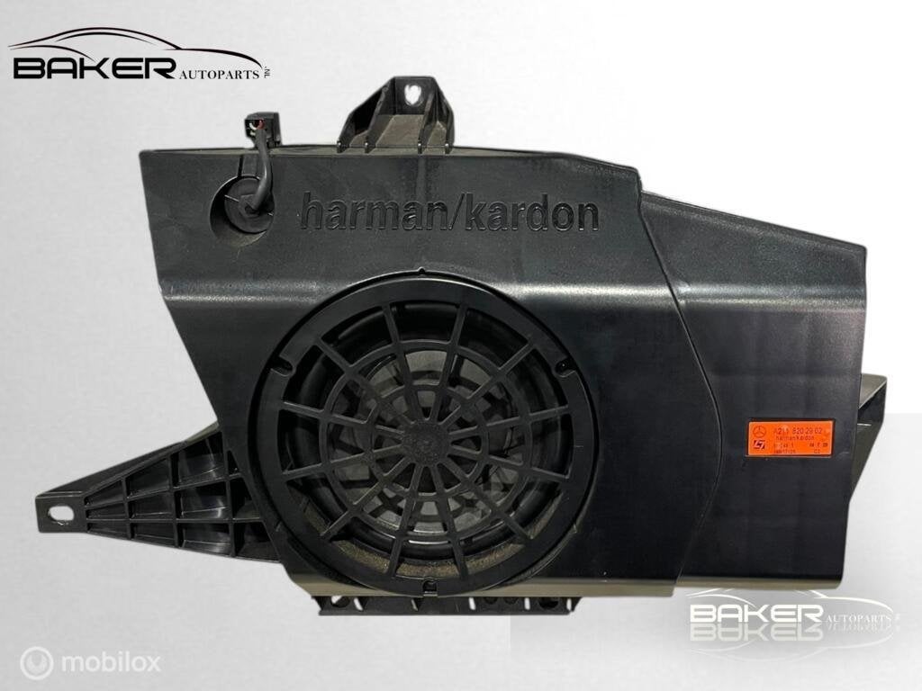 Subwoofer Mercedes E-klasse W211 S211 ('06-'09) A2118202902, Gebruikt, Mercedes-Benz, Ophalen of Verzenden, Mercedes-Benz