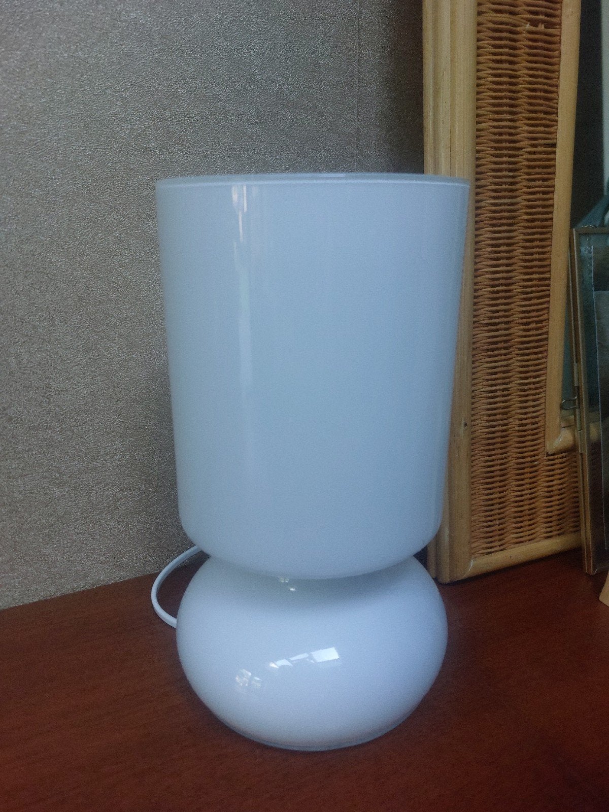 Vintage IKEA Lykta Tafellamp Wit – Handgemaakt Glas, Gebruikt, E14 (klein), Wit, Ophalen of Verzenden