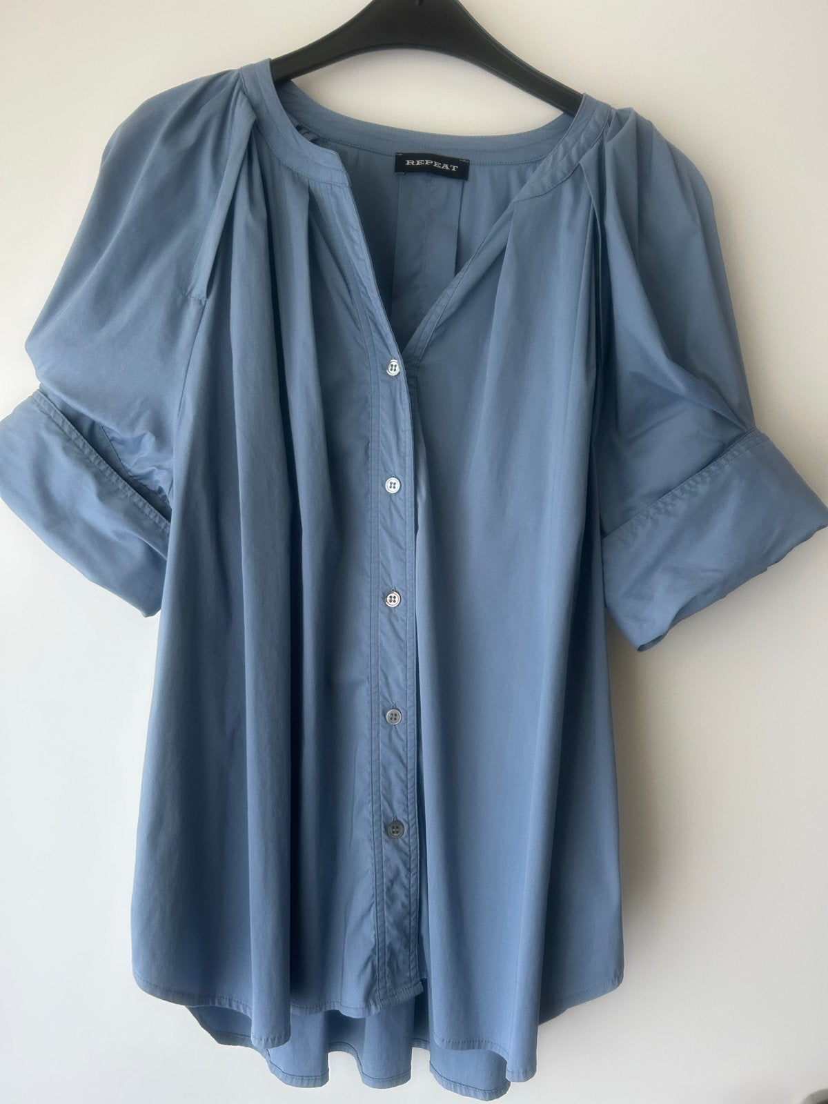REPEAT blouse lichtblauw maat M, Ophalen of Verzenden, Zo goed als nieuw, Maat 38/40 (M), Blauw