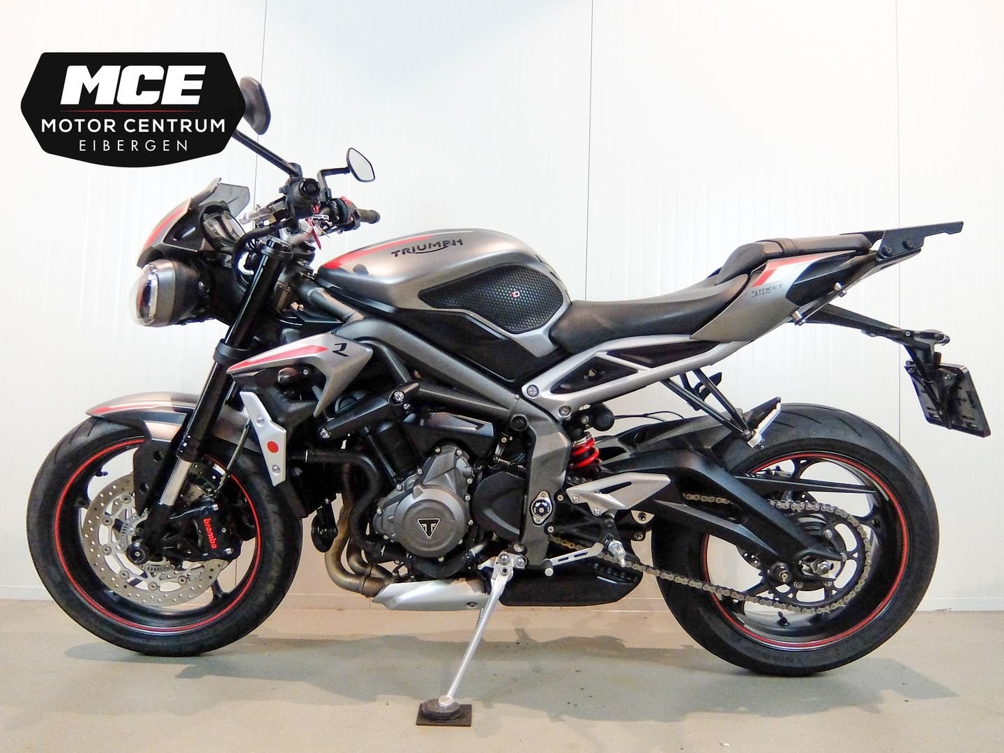 TRIUMPH STREET TRIPLE 765 R (bj 2022), Motorrijbewijs A, Bedrijf, Onbekend, Onbekend