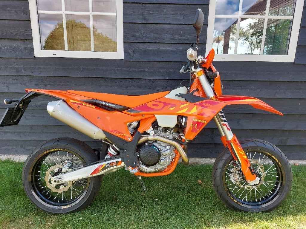 KTM 450 EXC-F Six Days 2025 Nieuwstaat!, Motoren, Traction Control, Bedrijf, Enduro