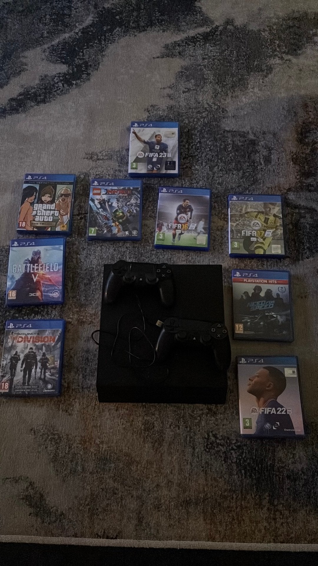 Mooie PS4, Spellen mogen ook los gekocht worden., Spelcomputers en Games, Ophalen, Zo goed als nieuw, Controller