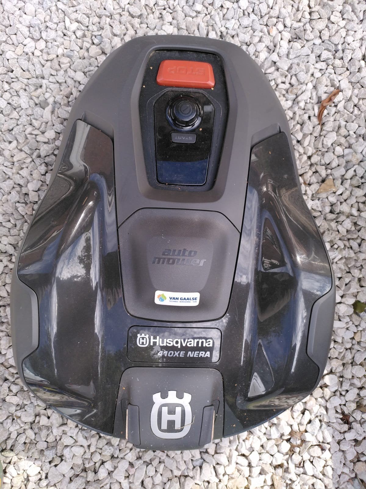Husqvarna Automow 410XE Nera robotmaaier (draadloos), Gebruikt, Bestuurbaar via app, Ophalen of Verzenden, Meer dan 25 cm