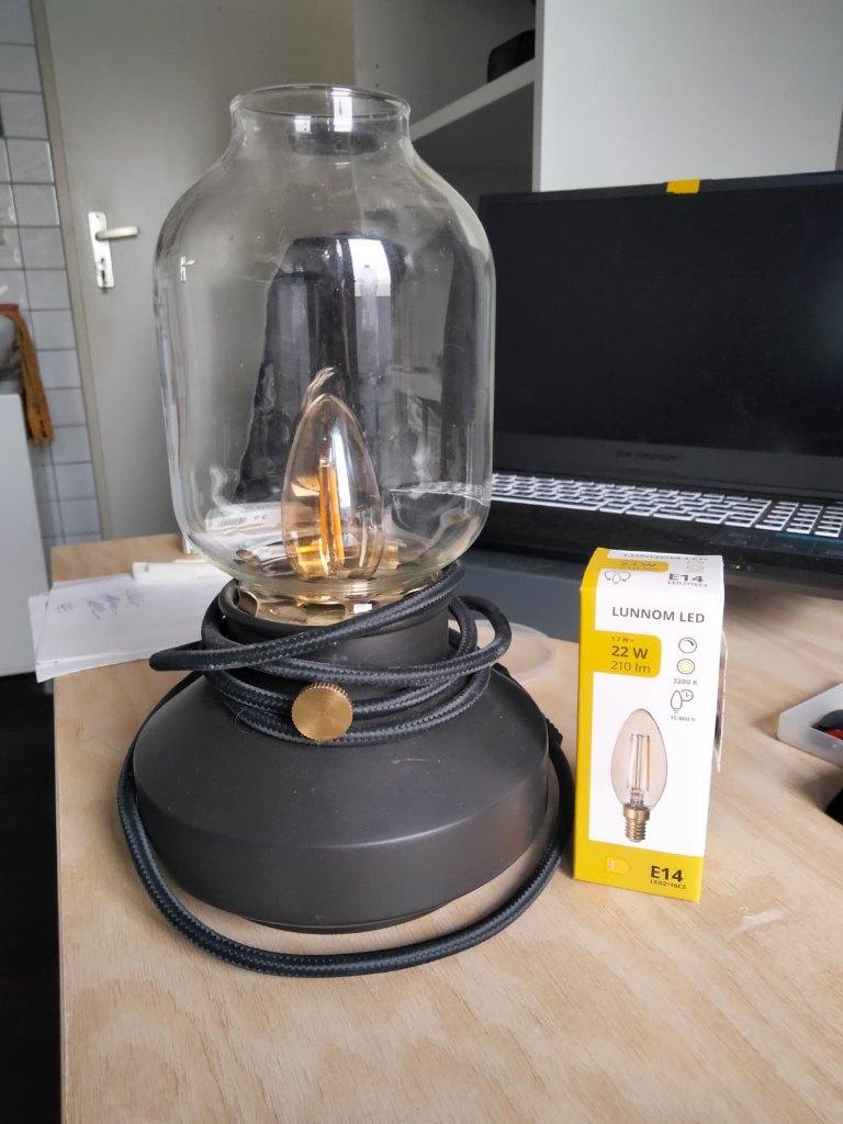 Ikea Tafellamp, Huis en Inrichting, Lampen | Tafellampen, Ophalen, Modern, Gezellig, Zo goed als nieuw, Glas