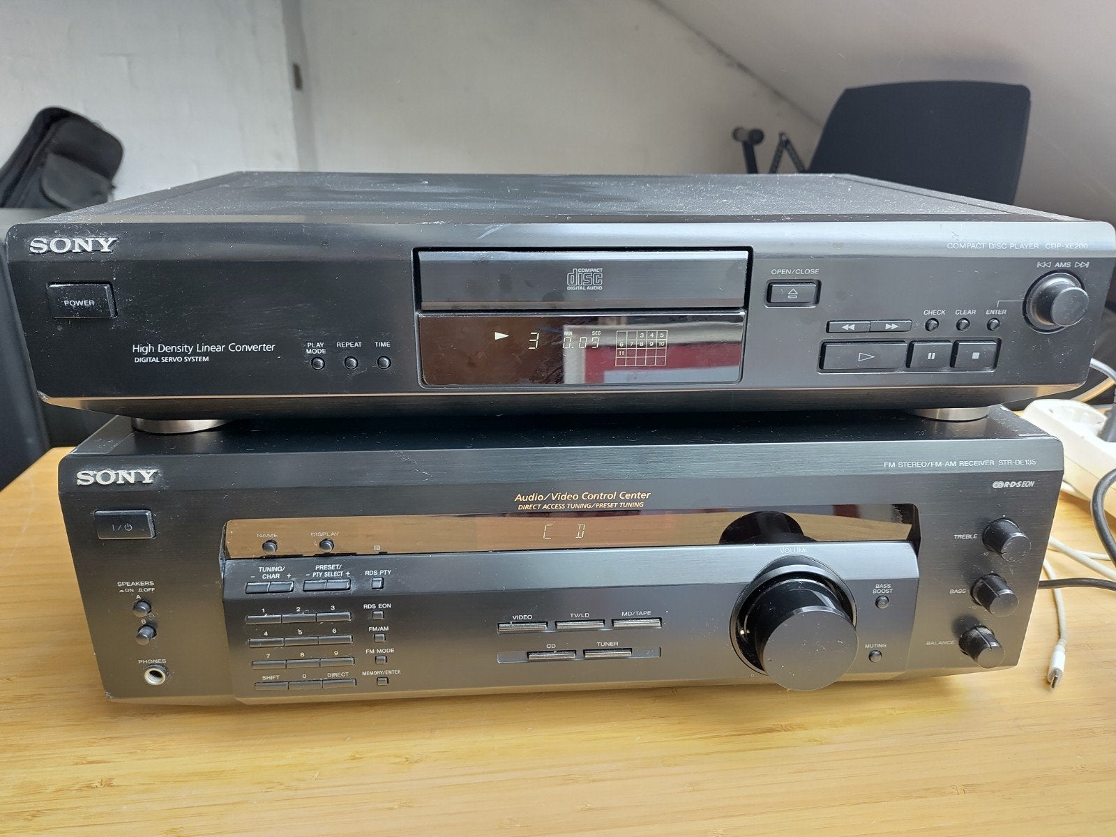 Sony Versterker STR-DE-135 & CD-speler CDP-XE200 Set, Ophalen, Gebruikt, Losse componenten, Sony