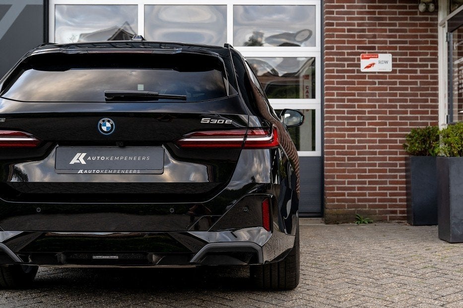 BMW 5 Serie 530e xDrive Touring M Sport | Bowers & Wilkins |, Auto's, Automaat, 1998 cc, Gebruikt, 4 cilinders