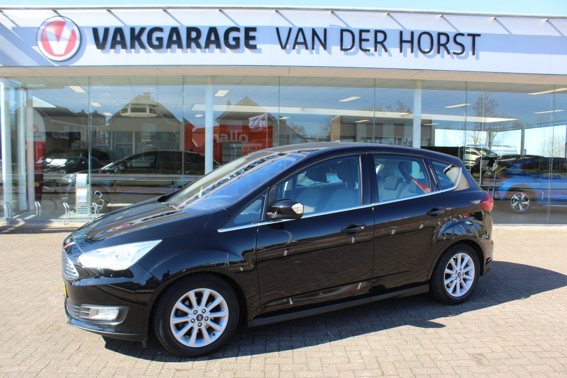 Ford C-MAX 1.0-125pk Titanium. Goed onderhouden hoogzitter !, Auto's, Ford, Voorwielaandrijving, 12 maanden, Stof, Gebruikt