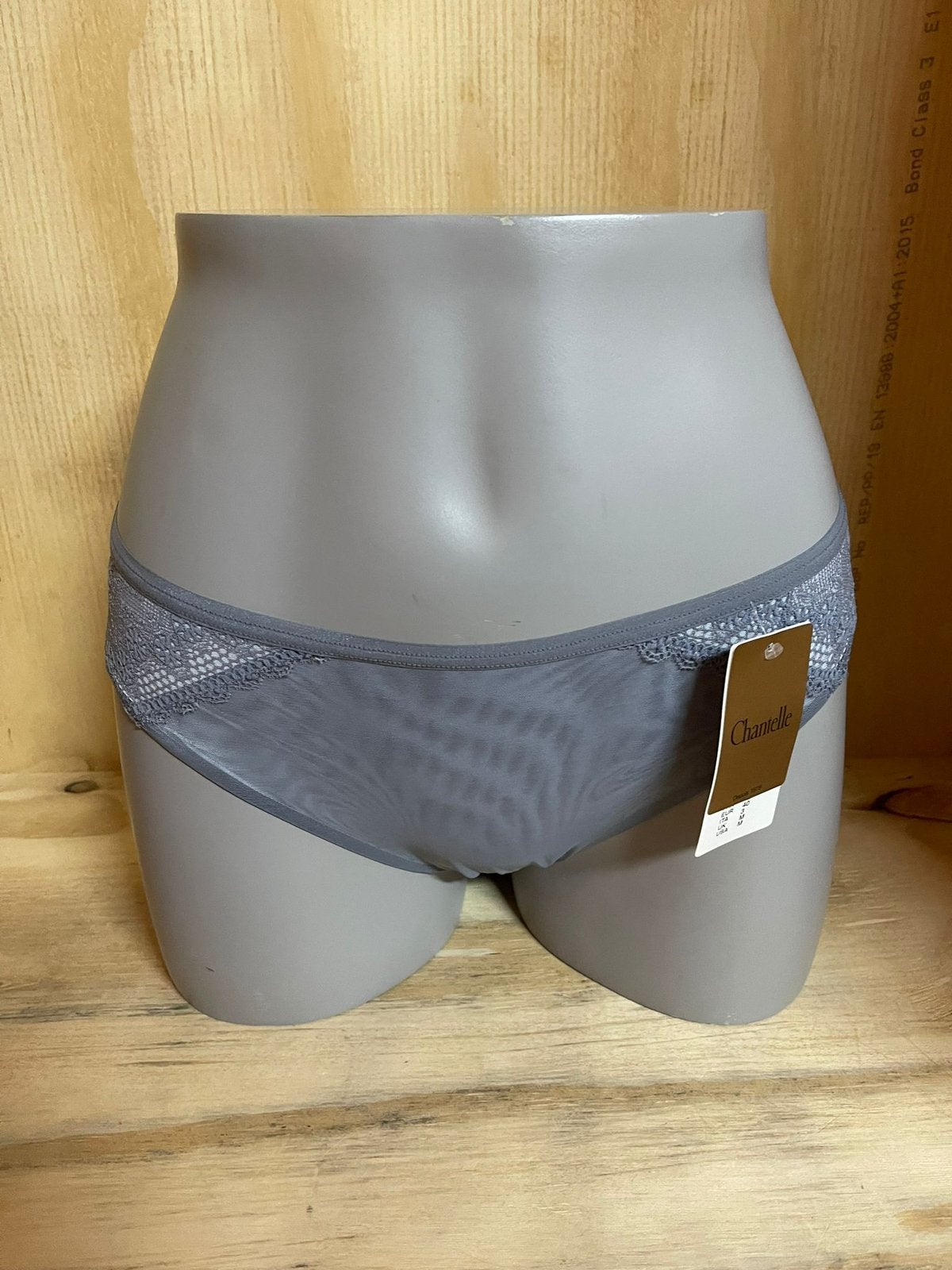 Chantelle slip Maat 40 Kleur grijs Model 1573, Verzenden, Grijs, Slip