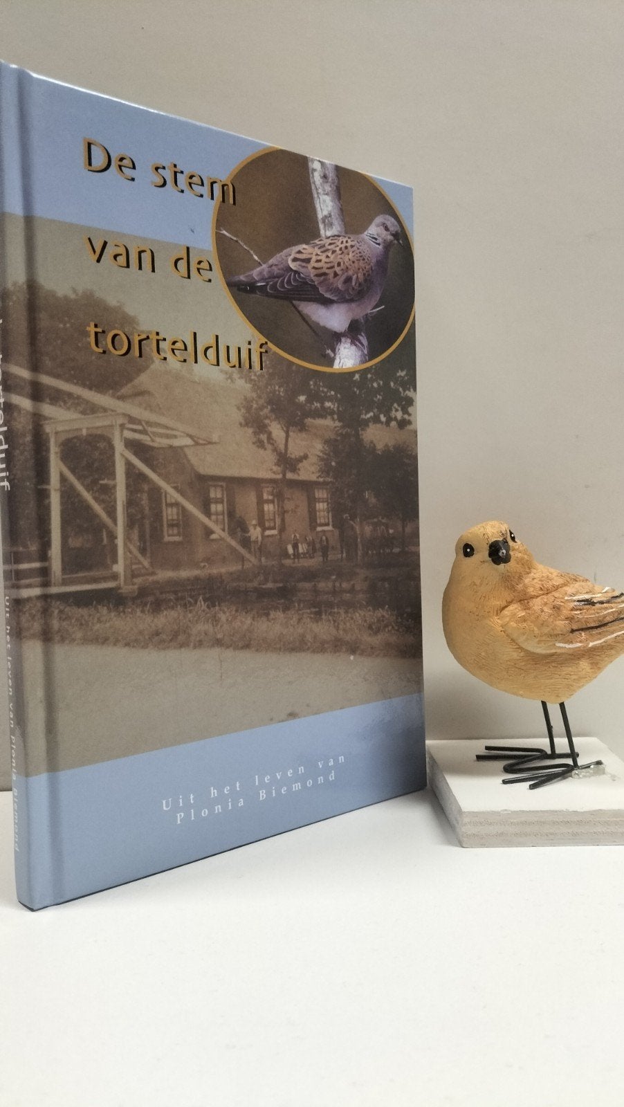 Biemond, Plonia;  De stem van de tortelduif, Ophalen of Verzenden, Gelezen, Christendom | Protestants