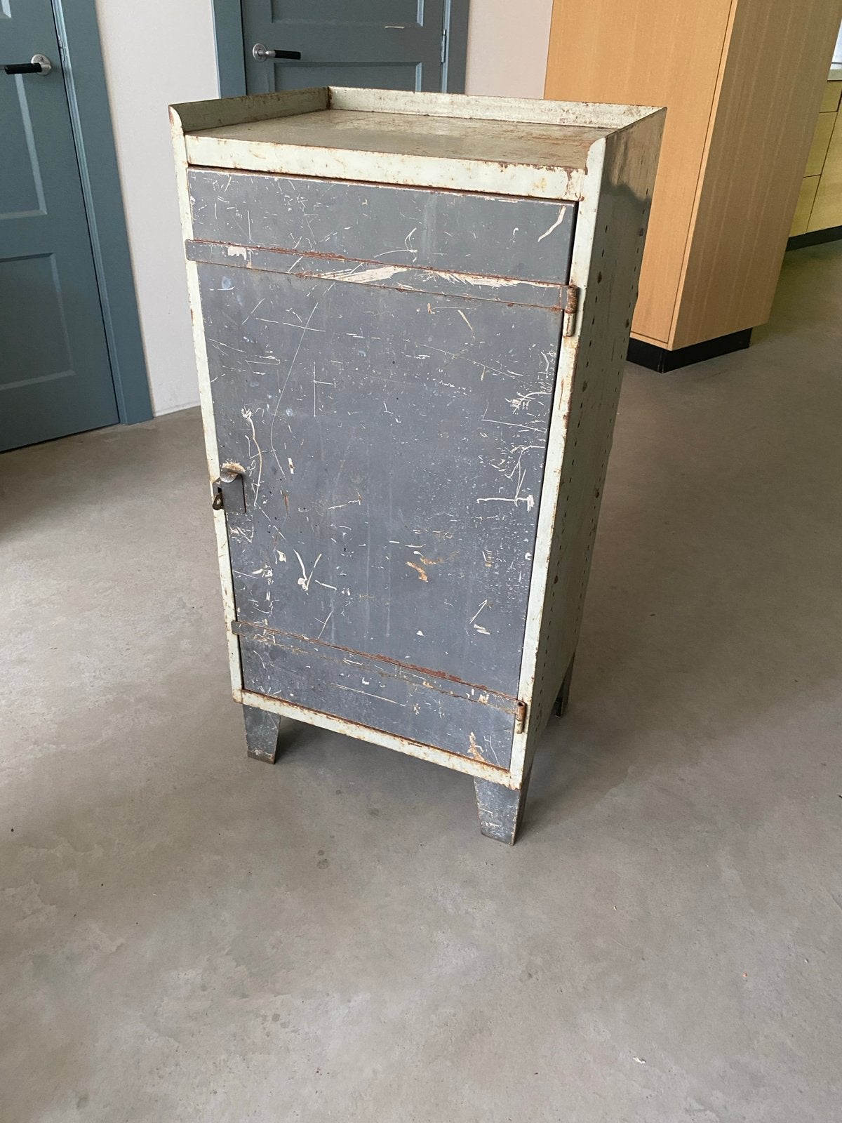 Vintage Industriële Metalen Kast met Lades, Ophalen