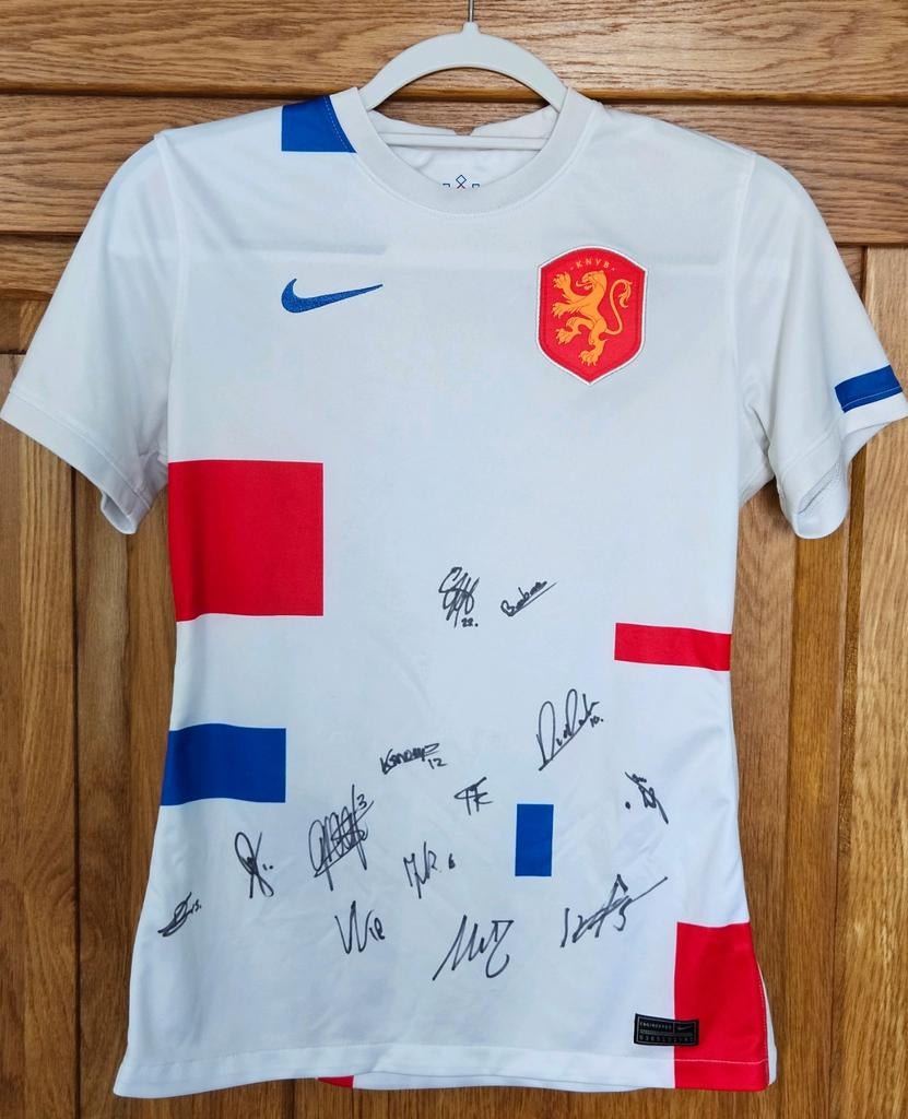 Nederlands elftal shirt EK 2022 Leeuwinnen gesigneerd, Maat M, Verzenden, Zo goed als nieuw, Shirt