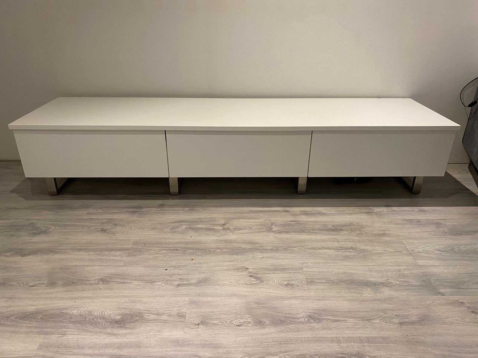 Wit hoogglans dressoir - 232x60x47 cm, Ophalen, Kunststof, Gebruikt, Met klep(pen)