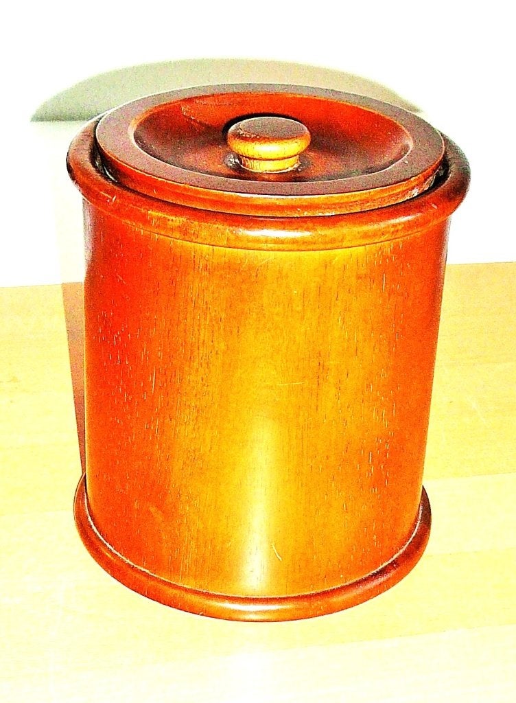 Antieke Tabakspot, Ophalen