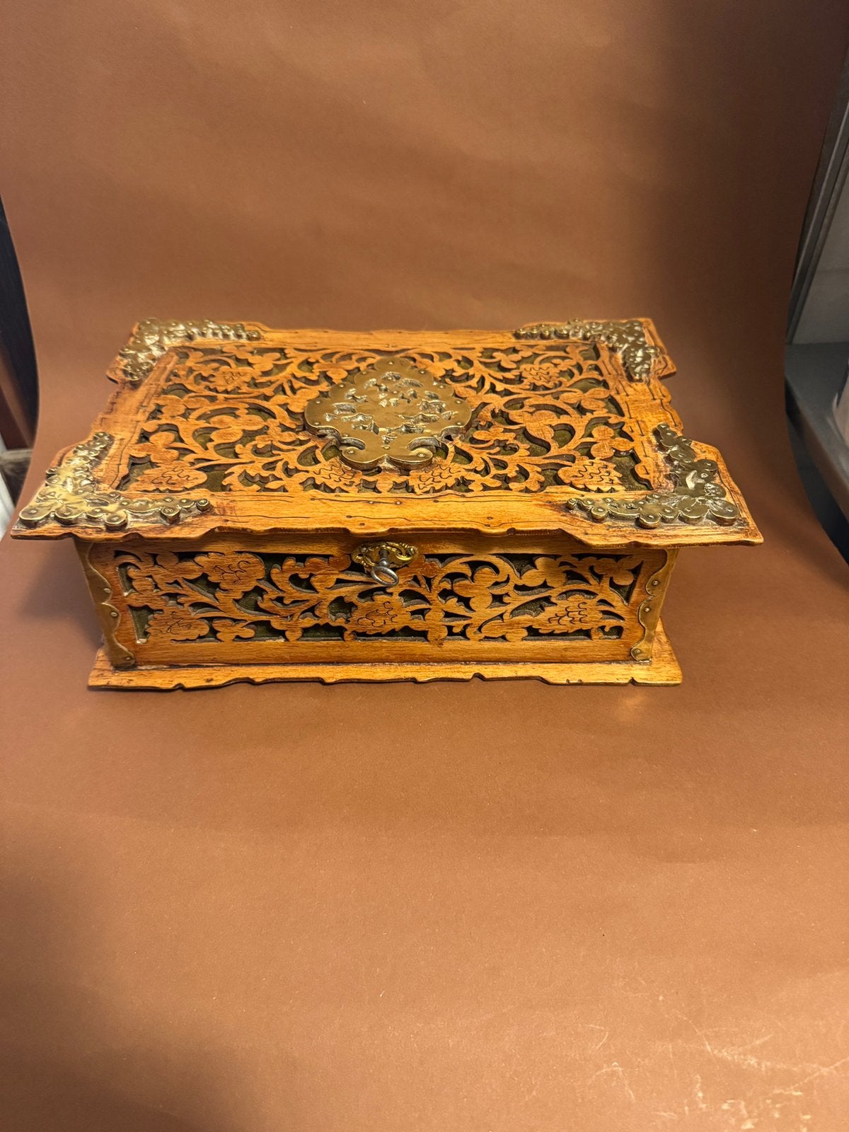 Antieke sieraden kist, mooi bewerkt, met een beetje werk., Ophalen of Verzenden