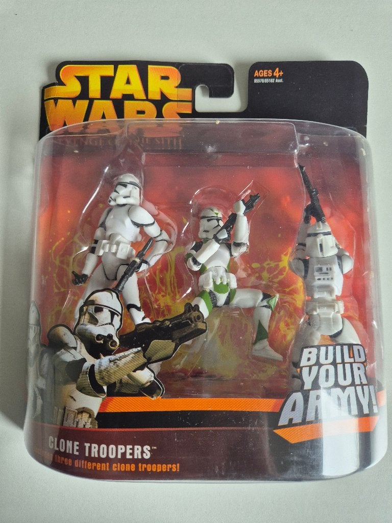 Star Wars ROTS Deluxe Clone Trooper Army Green variat, Ophalen of Verzenden, Nieuw, Actiefiguurtje