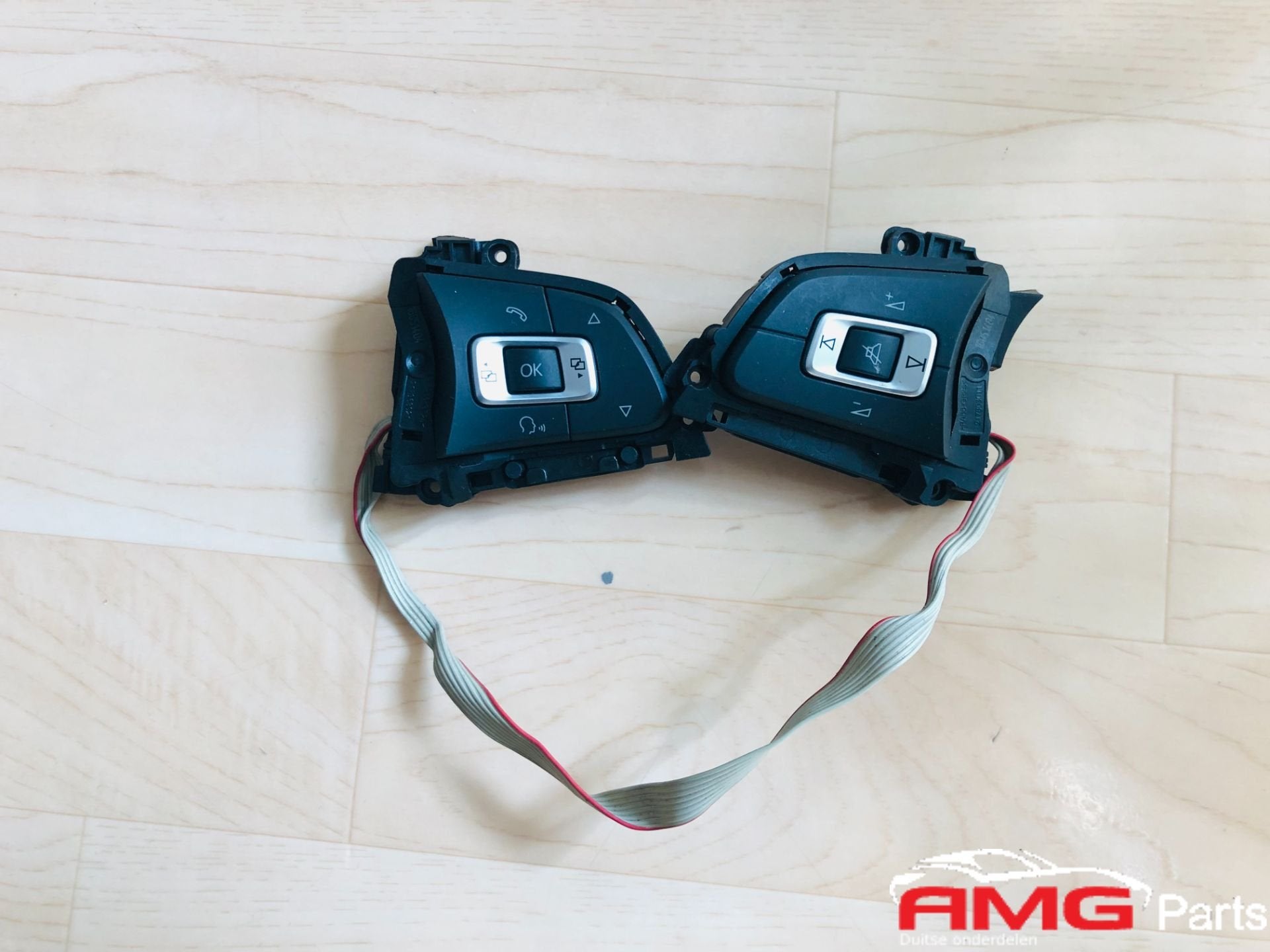 Vw Multifunctioneel Stuur Knopjes T6 UP Amarok 2H0959442, Volkswagen, Volkswagen AG, Nieuw, Berliner Ring 2
38440  Wolfsburg, DE