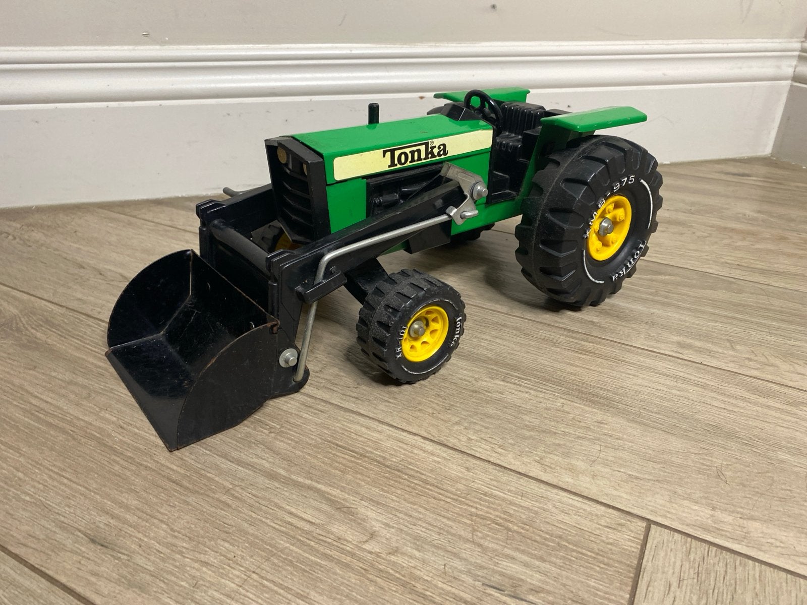 Vintage Tonka Farm Tractor met Voorlader - Jaren '60/'70, Gebruikt, Jongen of Meisje, Ophalen of Verzenden, 40 Garth Rd, Scarsdale, NY 10583, USA
