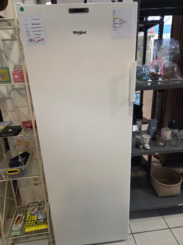 vrieskast - Whirlpool - NoFrost - 7 lades, Witgoed en Apparatuur, Vriezers en Diepvrieskisten, Gebruikt, USA, Consumercare_benelux@europeanappliances.com