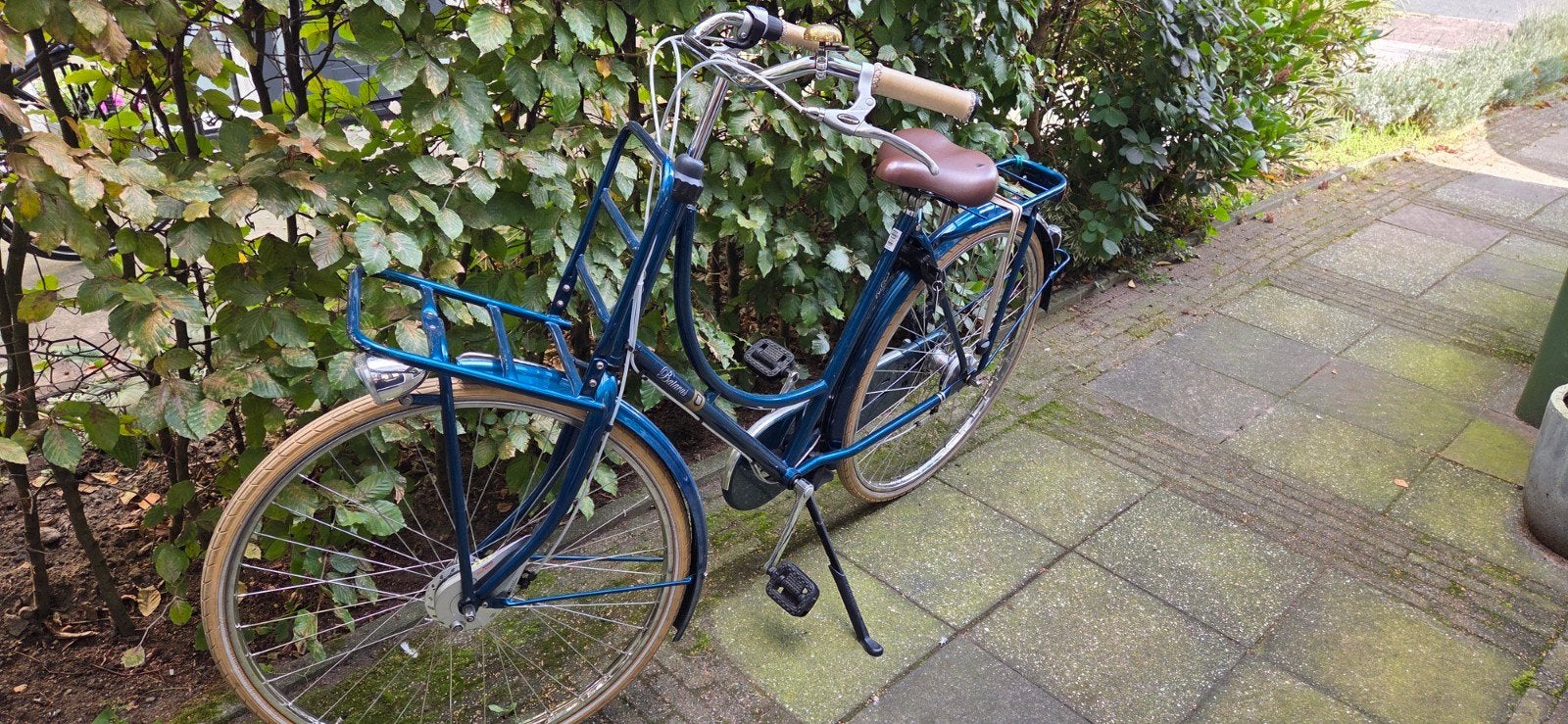 Foto 2 van Batavus old Dutch Damesfiets