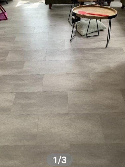 Klick PVC FlexxFloors betonlook vloer, Ophalen, Kunststof, 50 tot 150 cm, Zo goed als nieuw