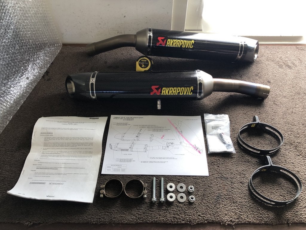 Akrapovic Hexagonal uitlaten Yamaha YZF-R1 YZFR1 R1 07 08, Malo Hudo 8a, Ivan?na Gorica, 1295, SI, Gebruikt, Verzenden, Media@akrapovic.com