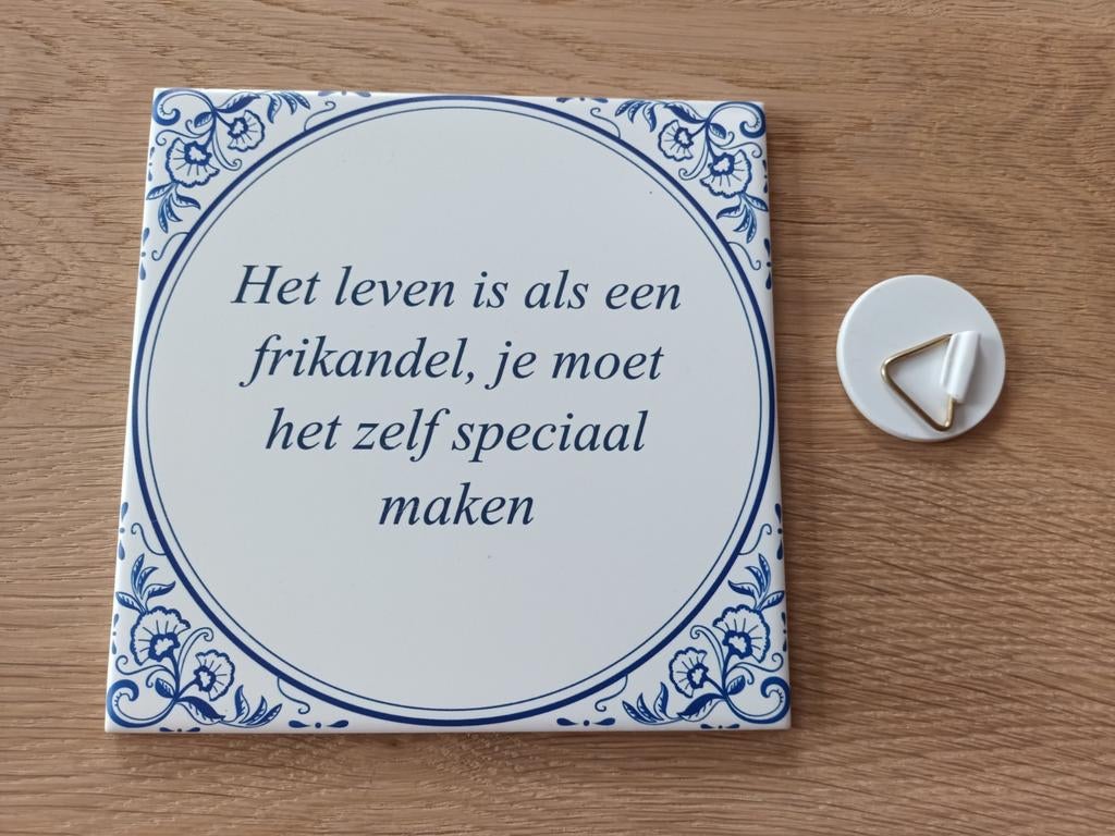Nieuw tegeltje met spreuk frikandel speciaal nieuwe tegel 15, Ophalen of Verzenden, Nieuw