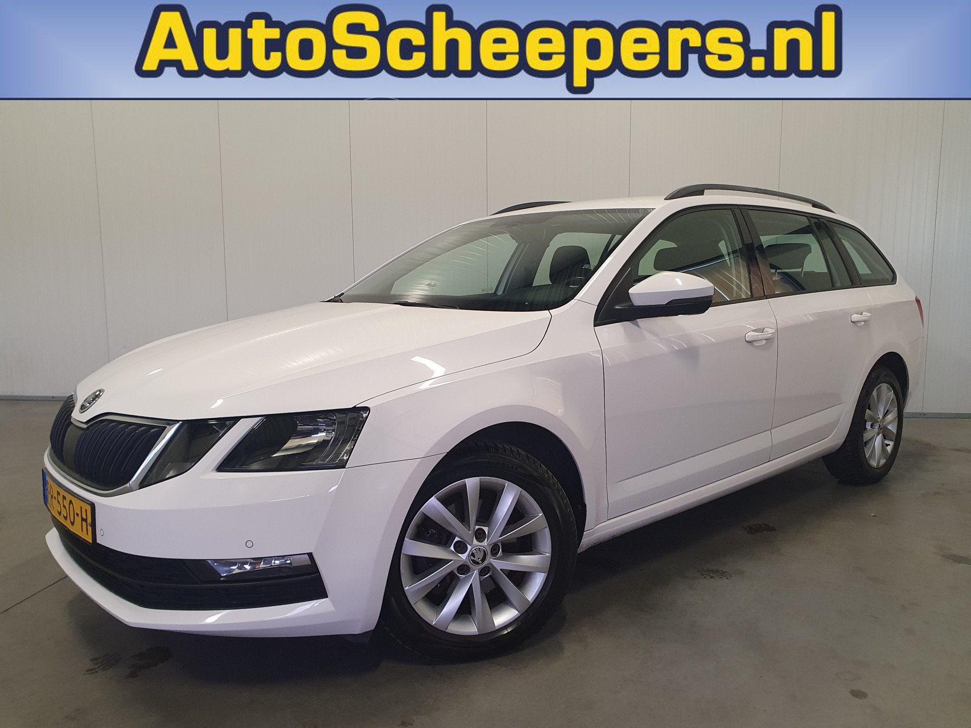 Skoda Octavia Combi 1.0 TSI Greentech Ambition Business PDC/, Auto's, Stof, Euro 6, 116 pk, Wit