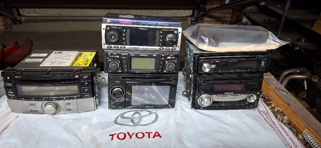 Diverse autoradio's - Pioneer, Kenwood, Blaupunkt, etc, Auto diversen, Autoradio's, Ophalen of Verzenden, Gebruikt