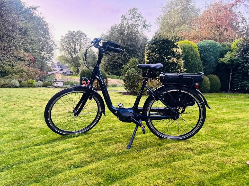 Elektrische damesfiets met lage opstap, Fietsen en Brommers, Ophalen, Velgrem, (Extra) lage instap, Zo goed als nieuw
