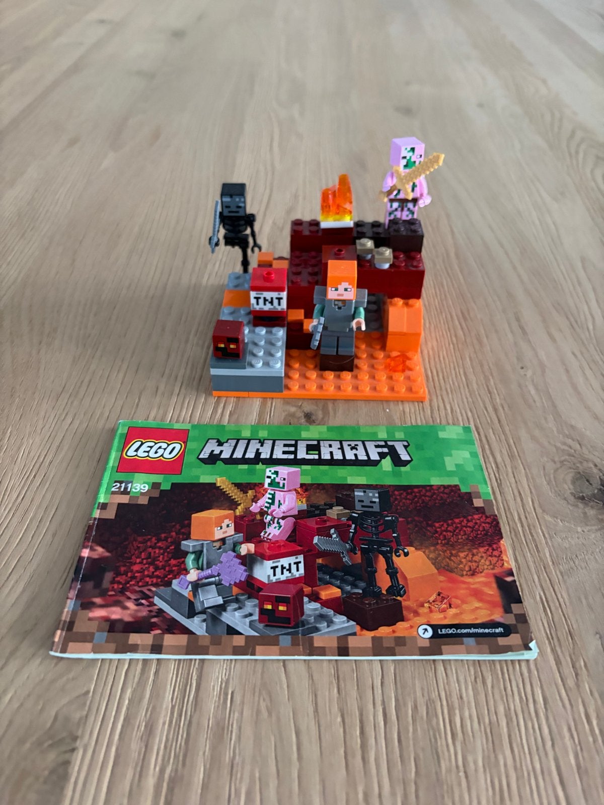 Lego Minecraft 21139 De Strijd in de Nether, Minecraft, Lego, Ophalen of Verzenden, Zo goed als nieuw