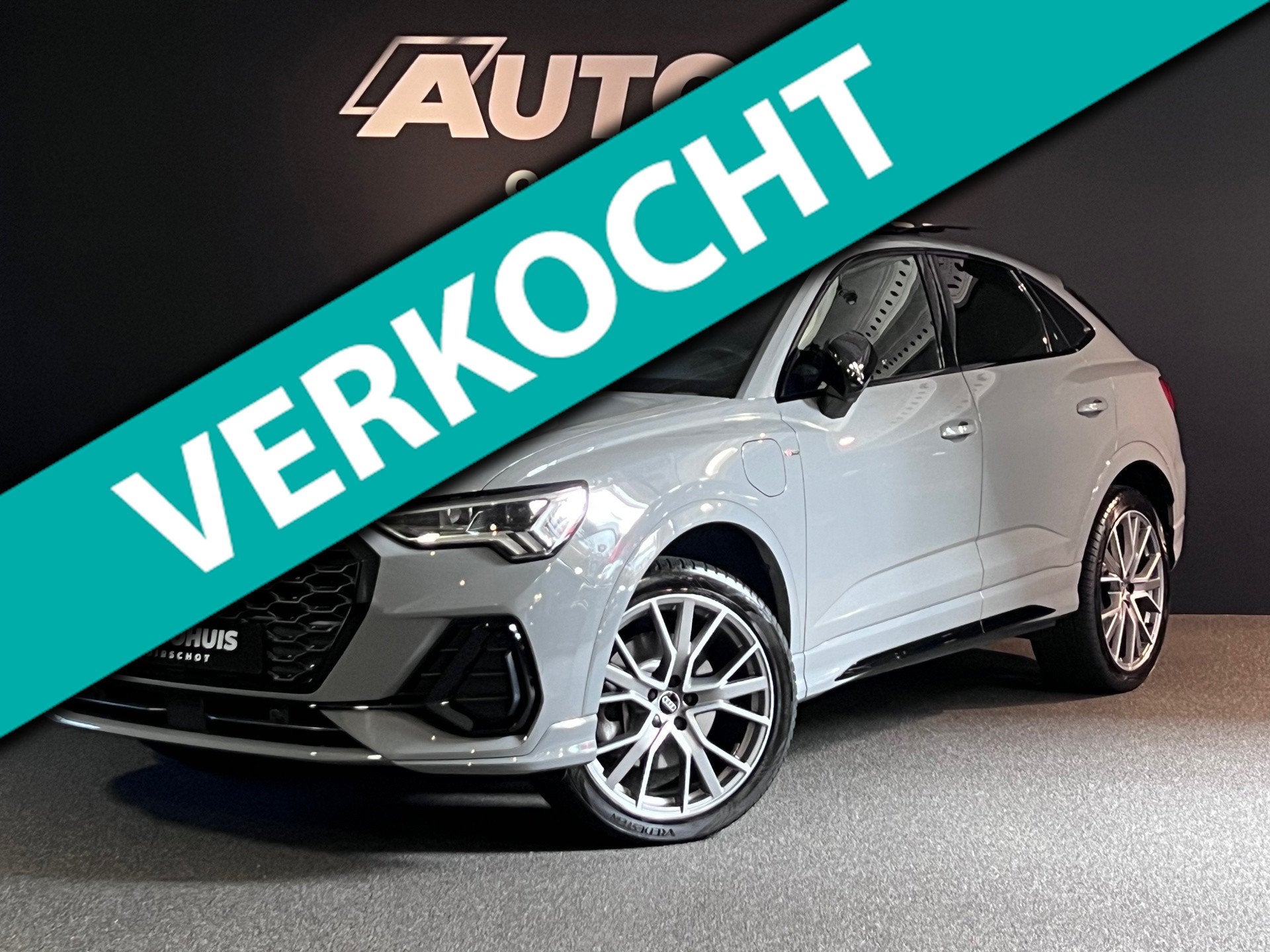 Audi Q3 Sportback 45 TFSI e S Edition Panorama/ Nardo Grey/, Auto's, Audi, Gebruikt, Hybride Elektrisch/Benzine, 13 kWh, SUV of Terreinwagen