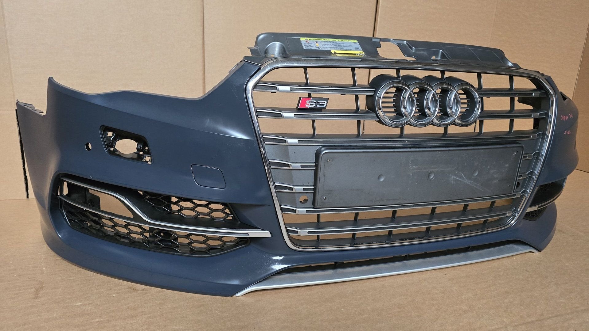 Voorbumper Audi A3 8V S3 4xPDC KLS Sedan Cabrio bj.2012-, Gebruikt, -, Voor, Ophalen of Verzenden