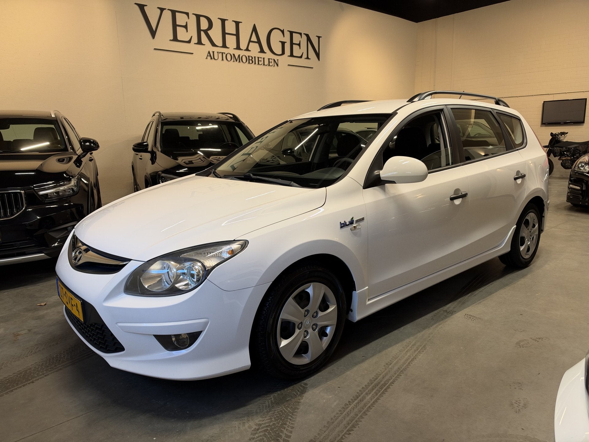 Hyundai I30 CW 1.4i i-Drive Cool Airco Nieuwe APK (bj 2012), Auto's, Voorwielaandrijving, Euro 5, Gebruikt, Zwart