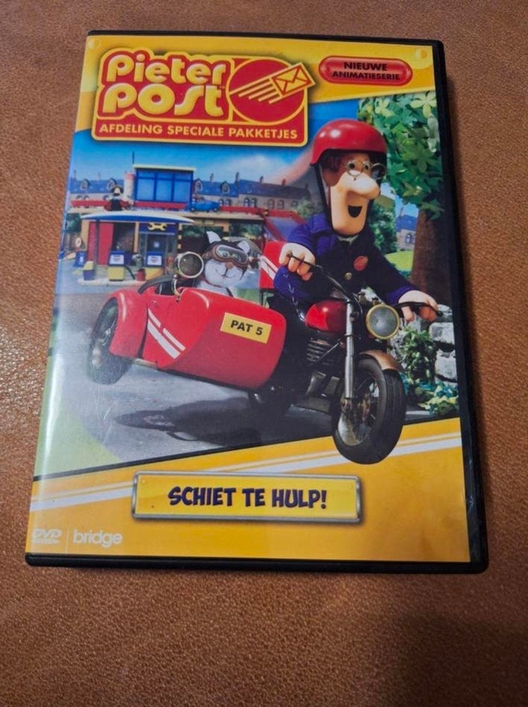 Pieter Post: Afdeling Speciale Pakketjes - Schiet te Hulp!, Cd's en Dvd's, Dvd's | Kinderen en Jeugd, Gebruikt, Alle leeftijden