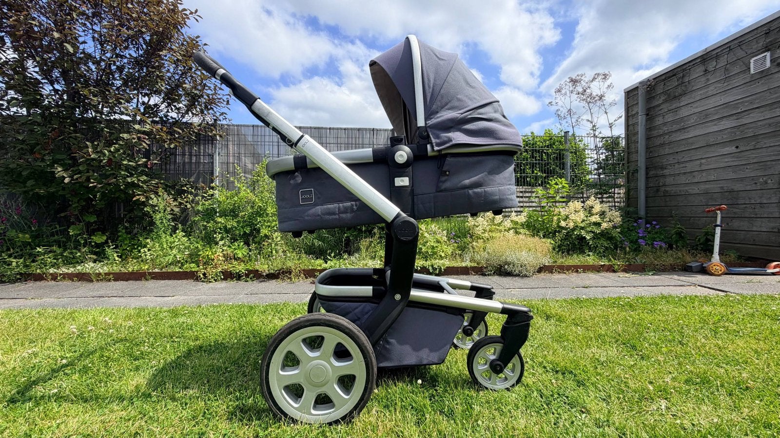 Joolz Day 2 kinderwagen met reiswieg en zitje, Gebruikt, Luchtbanden, Combiwagen, Ophalen