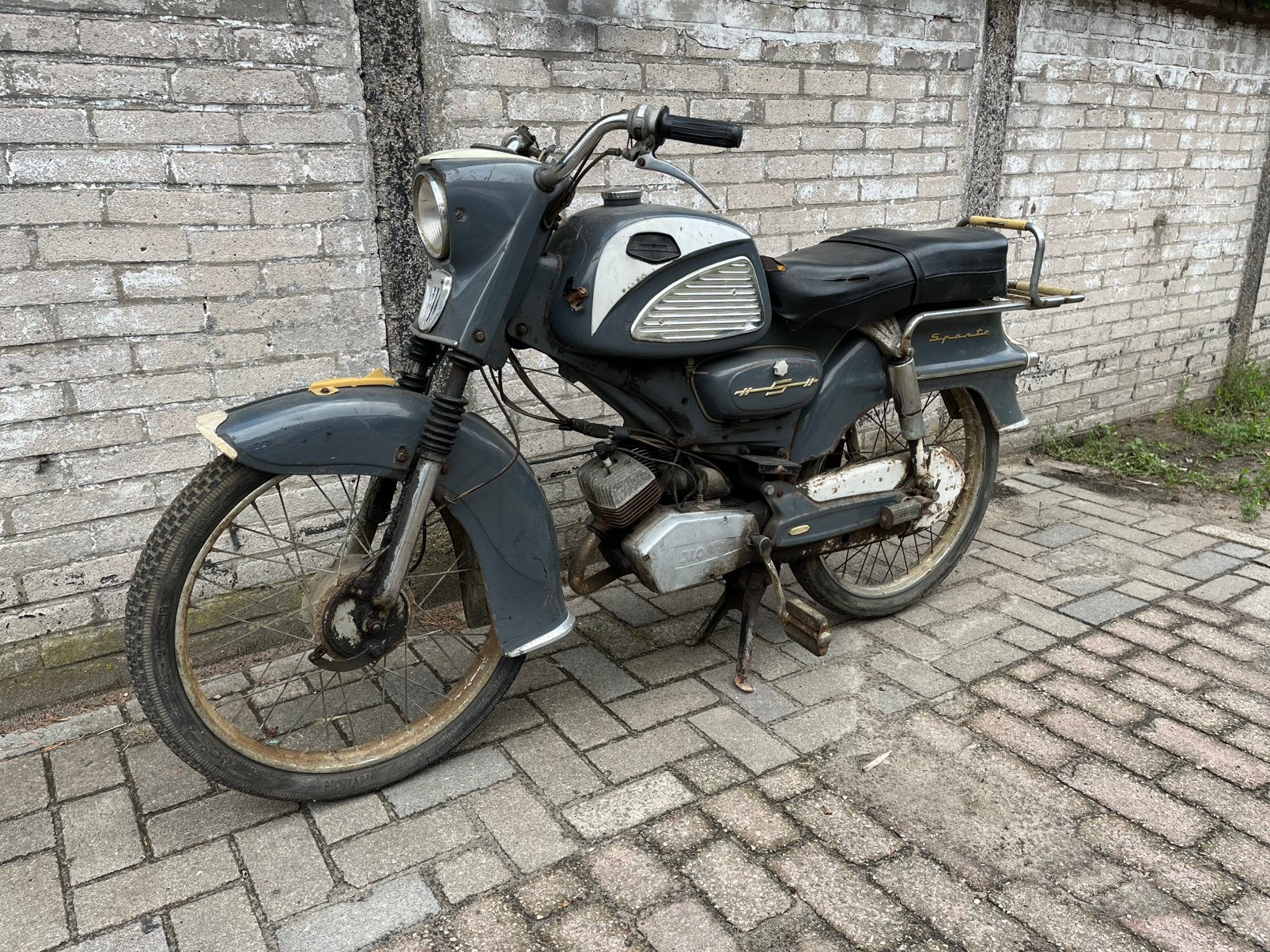 Schuurvondst Sparta GI50 oldtimer brommer, Fietsen en Brommers, Brommers | Oldtimers, Sparta, Ophalen
